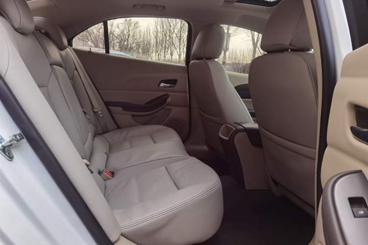 Used Chevrolet Malibu 2014 2.0L Automatic Comfort Edition
