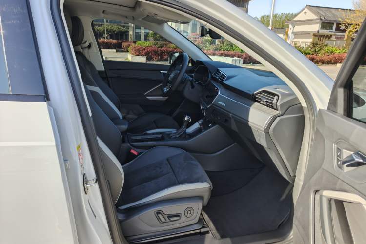 Used Audi Q3 2021 35 TFSI Fashion Dynamic Model