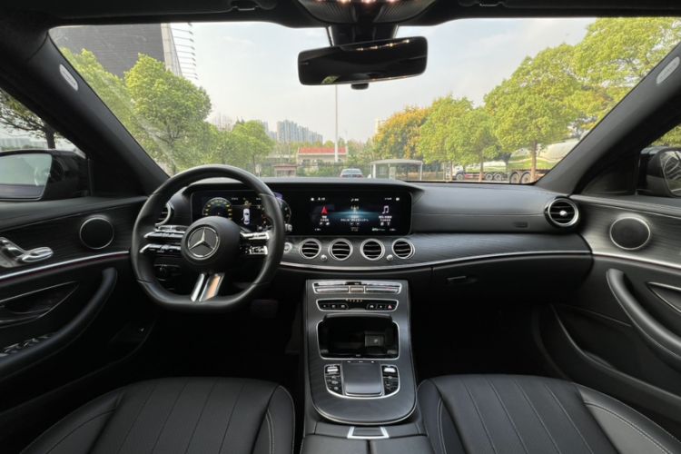 Used Mercedes-Benz E-Class 2022 E 260 Stylish Sports Edition
