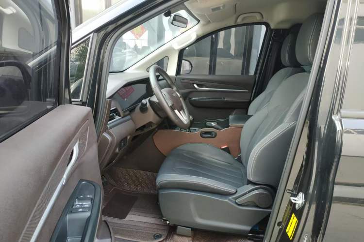 Used BAW Ruisheng Ace M7 2023 1.6L Standard Wheelbase Wealth Creation Version 7 Seats