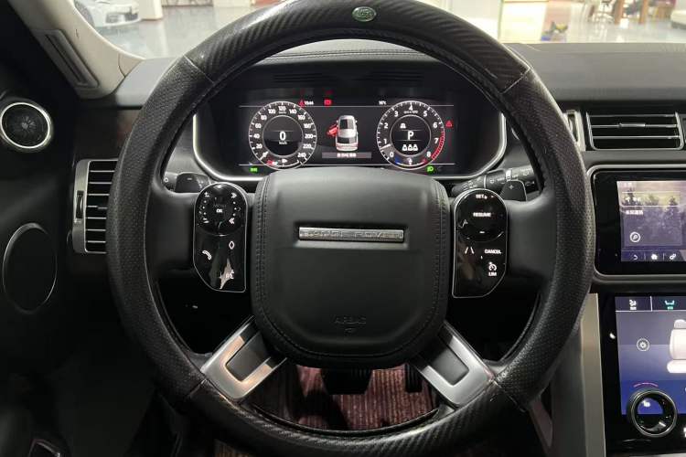 Used Land Rover Range Rover 2022 3.0 L6 360 PS Grand Edition
