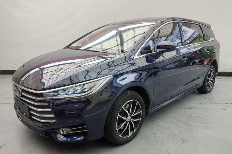 Used BYD Song MAX 2017 1.5T Manual Smart Connect Luxury 7-Seater Exterior 9
