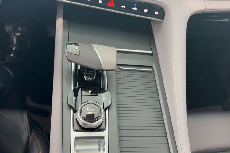 Used CHANGAN CS75 PLUS 2023 2nd Generation 1.5T Automatic Elite Version Gear Lever