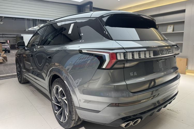 Used Lynk & Co 09 2021 2.0T Halo Six-Seater
