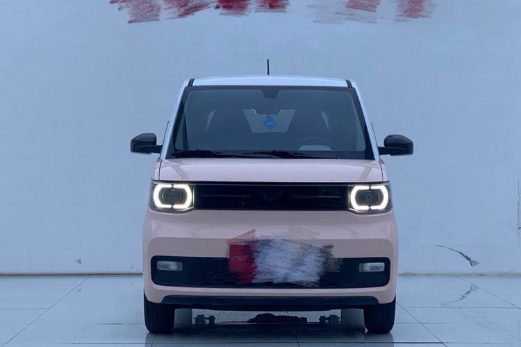 Used Wuling Hongguang MINIEV 2022 Macaron Premium Model – Lithium Iron Phosphate
