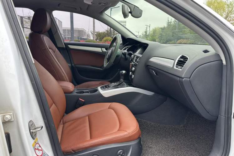 Used Audi A4L 2016 35 TFSI Collector's Edition Automatic Standard Model Interior 5