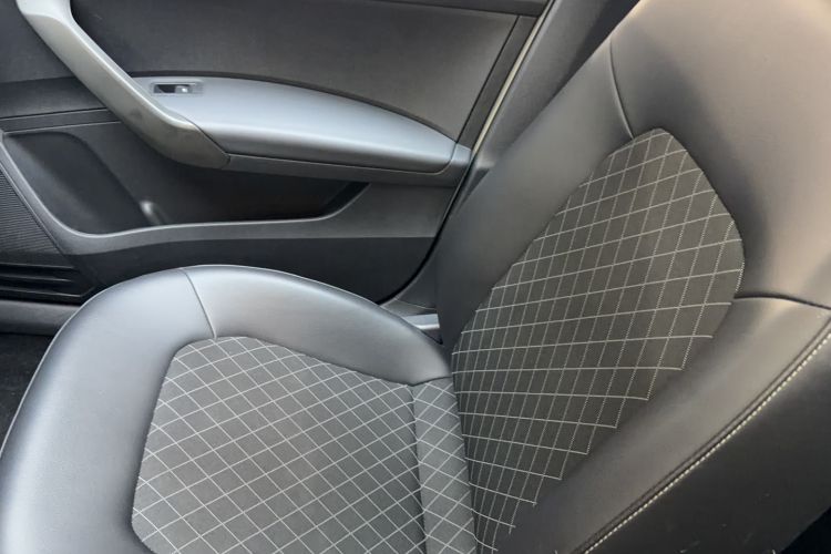 Used Skoda Rapid 2018 1.6L Automatic Comfort Edition Interior 5