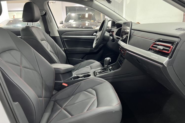 Used Volkswagen Lavida 2024 300TSI DSG Starry Sky Leading Edition Interior 2