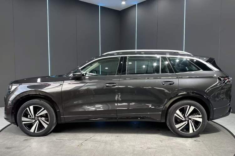 Used Volkswagen Tavendor 2023 380TSI Four-Wheel Drive R-Line Cruise Edition Exterior 4