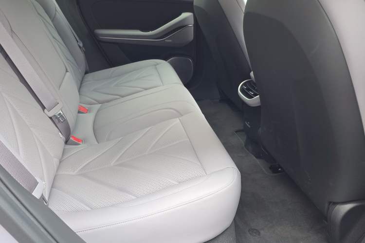 Used Nio ET5 2025 75 kWh