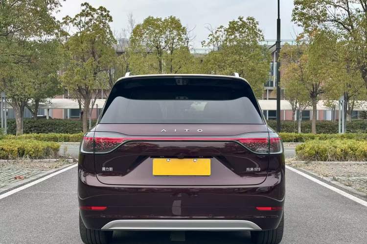 Used Hima AITO M9 2025 Extended-Range Ultra Version 52 kWh 6-Seater Exterior 9