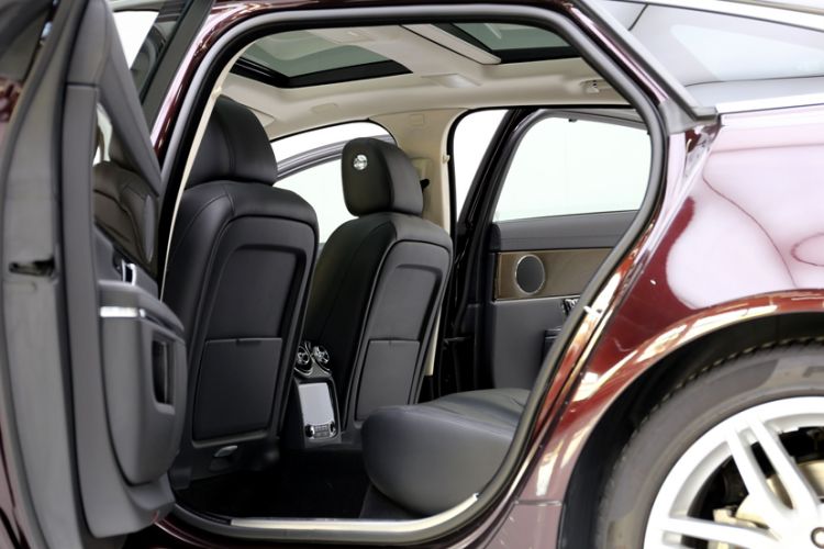 Used Jaguar XJ 2018 XJL 3.0 SC Two-Wheel-Drive Elegant Business Edition
