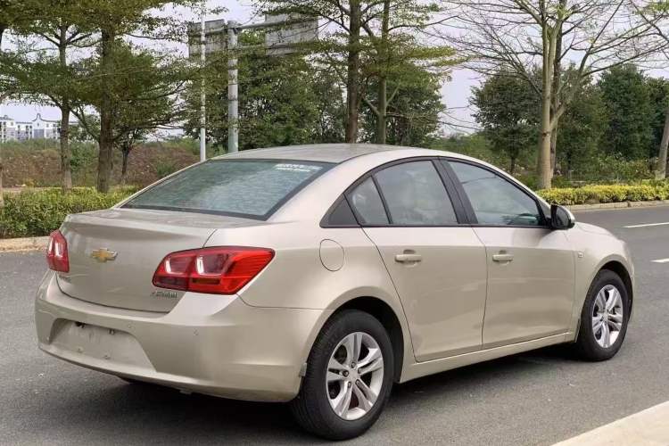Used Chevrolet Cruze 2015 1.5L Classic SE AT