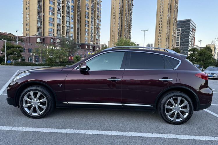 Used Infiniti QX50 2015 2.5L Enjoyment Edition Exterior 4