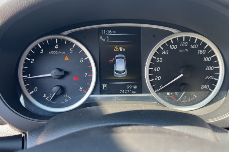 Used Nissan Tiida 2016 1.6L CVT Smart Drive Edition Odometer Close Up