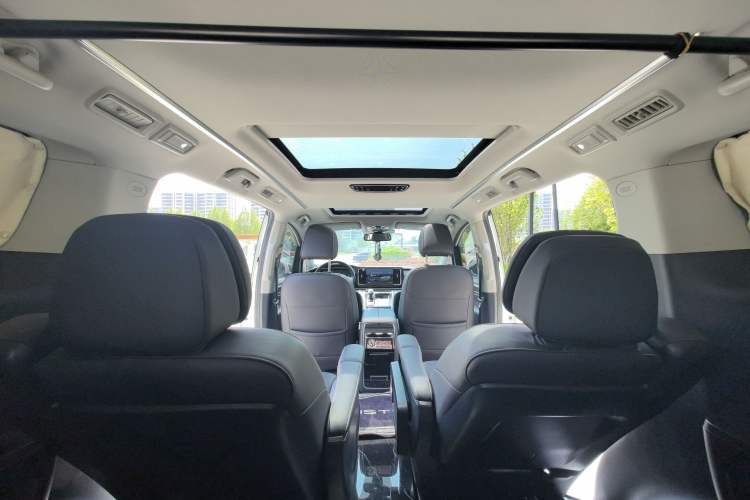 Used GAC Trumpchi M8 2021 Master Series 390T Ultimate Edition Interior 9