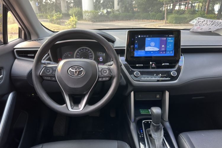 Used Toyota FRONTLANDER 2022 2.0L CVT Luxury PLUS Edition