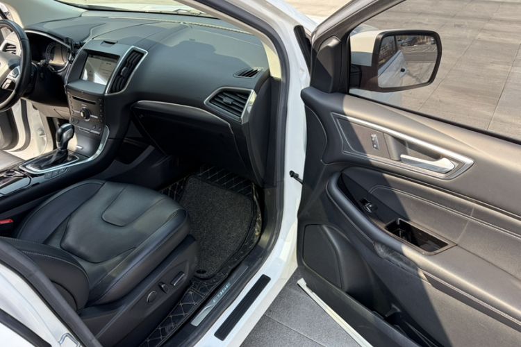 Used Ford Edge 2016 EcoBoost 245 Four-Wheel Drive Titanium 7-Seater