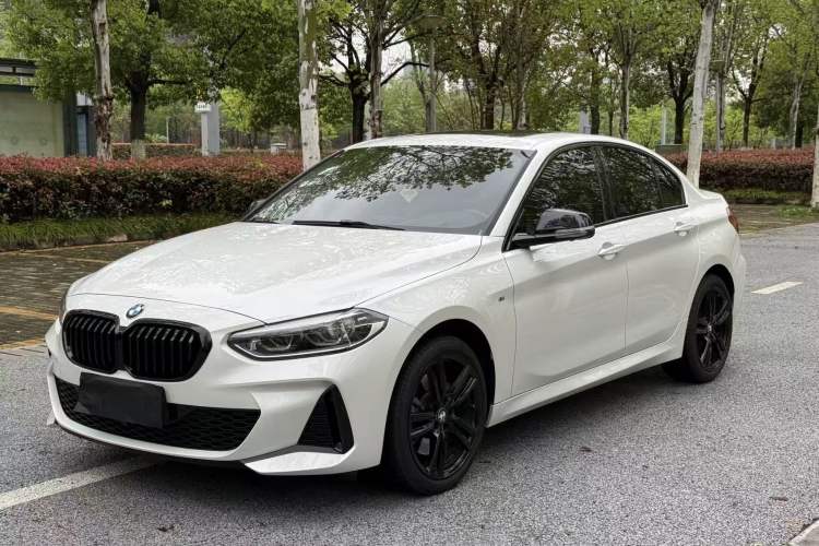 Used BMW 1 Series 2021 125i M Sport Night Edition Exterior 4