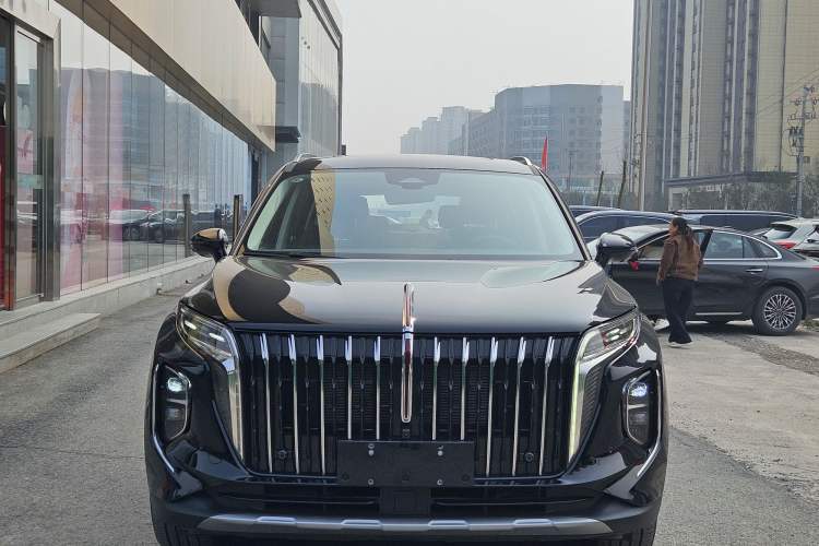 Used Hongqi HS7 PHEV 2024 2.0T PHEV Four-Wheel Drive Flagship Edition 6 Seats

