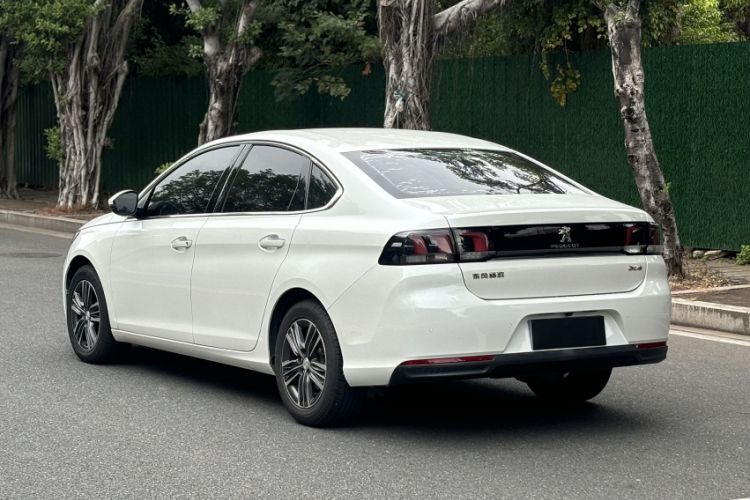 Used Peugeot 308 2016 1.6L Automatic Luxury Edition Exterior 5