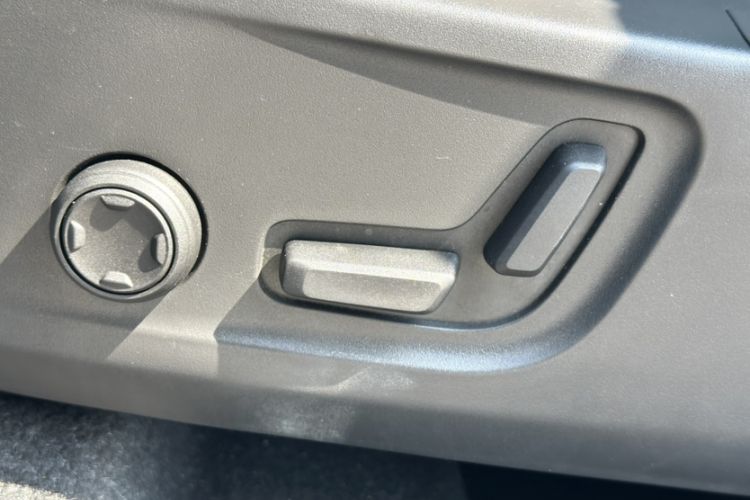 Used Volvo XC40 2023 B3 Zhiyuan Luxury Edition
