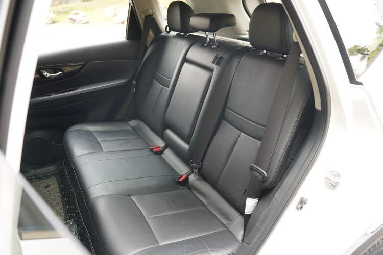 Used Nissan X-Trail 2020 2.0L XL ITS CVT 2WD SmartConnect Comfort Edition Interior 7