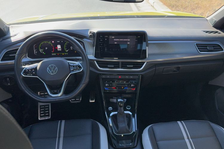 Used Volkswagen T-ROC 2023 300TSI DSG Two-Wheel Drive Starlight Edition