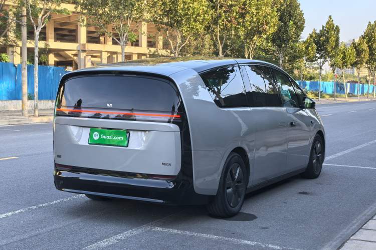 Used Li Auto MEGA 2024 Ultra Model