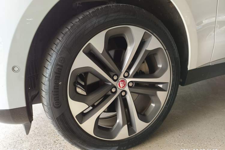 Used Jaguar F-PACE 2023 P250 HSE Exterior 7