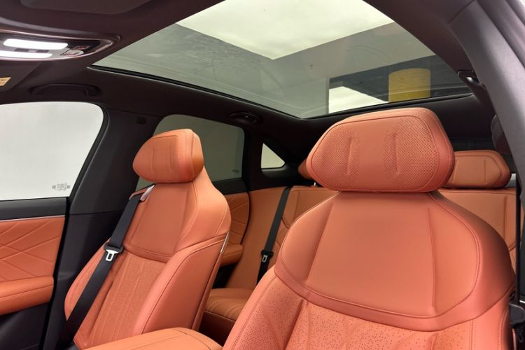 Used Deepal S07 2025 520Max Huawei Qiankun Intelligent Driving ADS SE Pure-Electric Version
