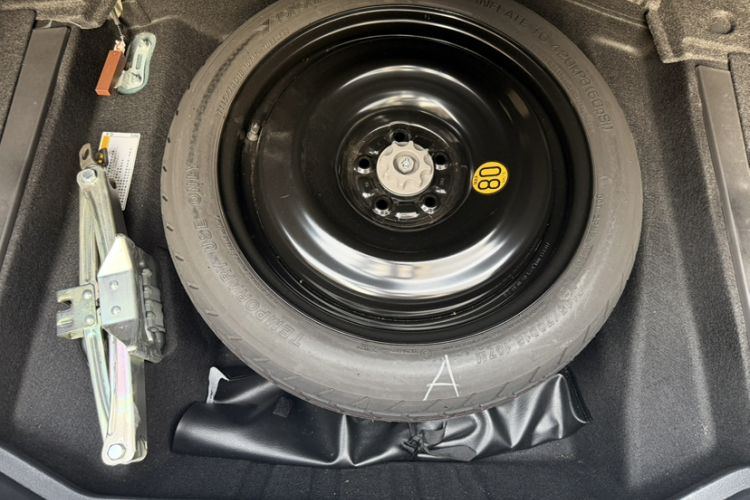 Used Toyota Crown 2018 2.0T Sport Edition Interior 11