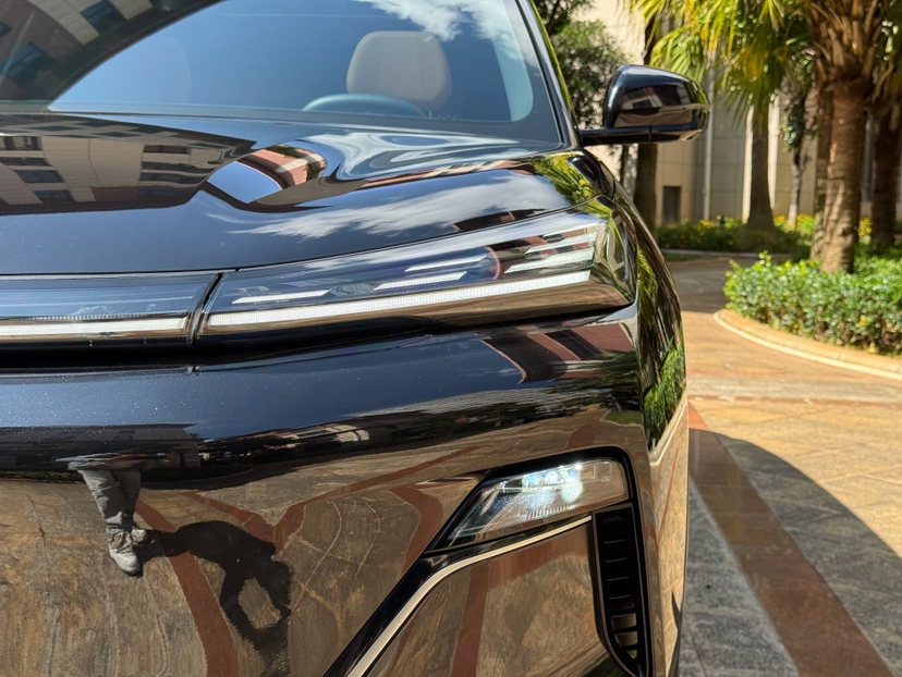 Geely Galaxy Xingjian 7 EM-i 2025 120km Launch+ Version — снимка 15