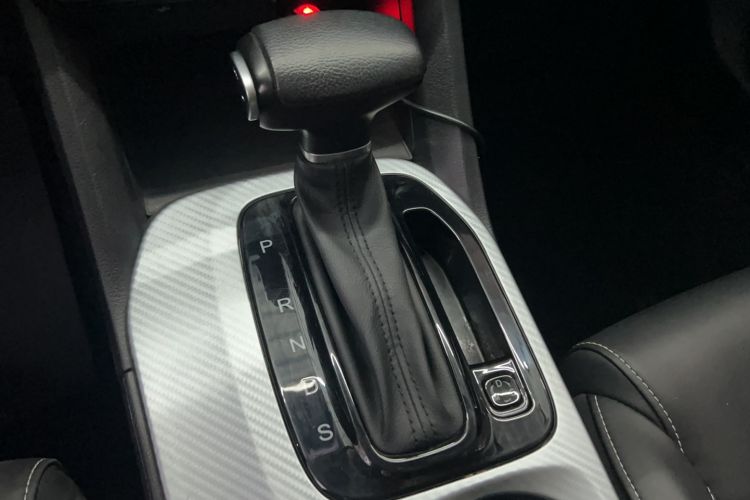 Used GAC Trumpchi GS3 2021 POWER 270T Automatic Luxury Edition Gear Lever