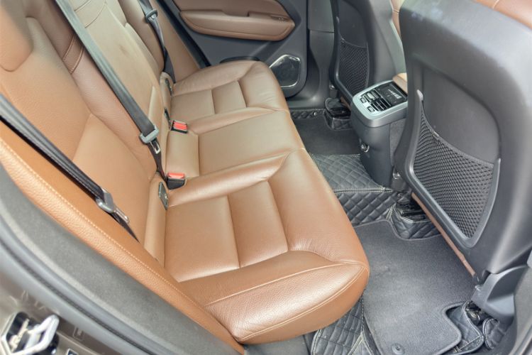 Used Volvo XC60 2019 T5 4x4 Zhiya Luxury Edition China V Standard
