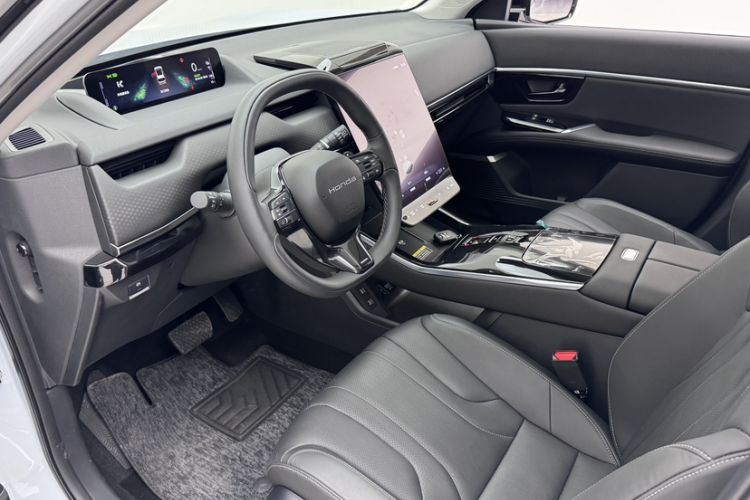 Used Honda P7 2025 Rear-Drive Long-Range Pro