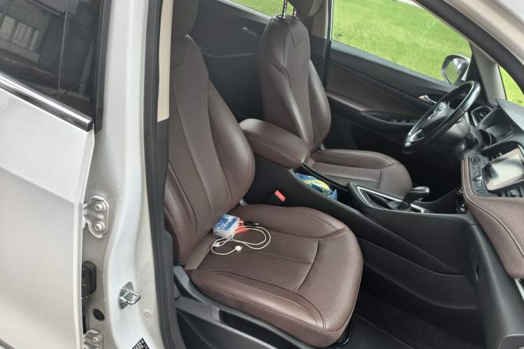 Used Buick GL6 2019 18T 6-Seater Connected Luxury Version China VI Standard Right Front Seat