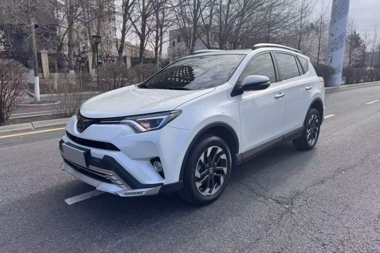 Used Toyota RAV4 2018 2.5L Automatic 4x4 Elite i Edition