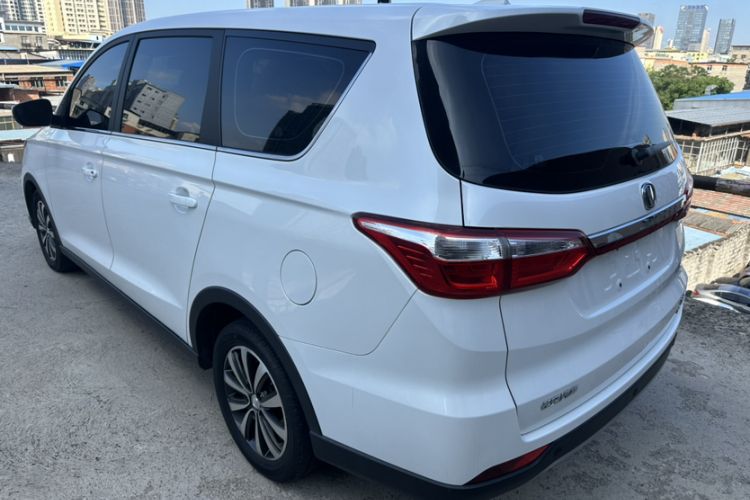 Used Changan Lingxuan 2017 1.5T Manual Joyful & Happy Model
