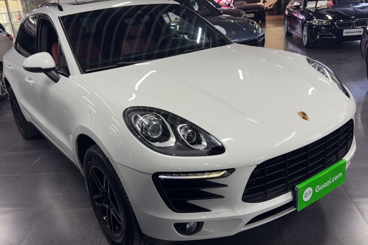 Used Porsche Macan 2017 Macan 2.0T Exterior 2