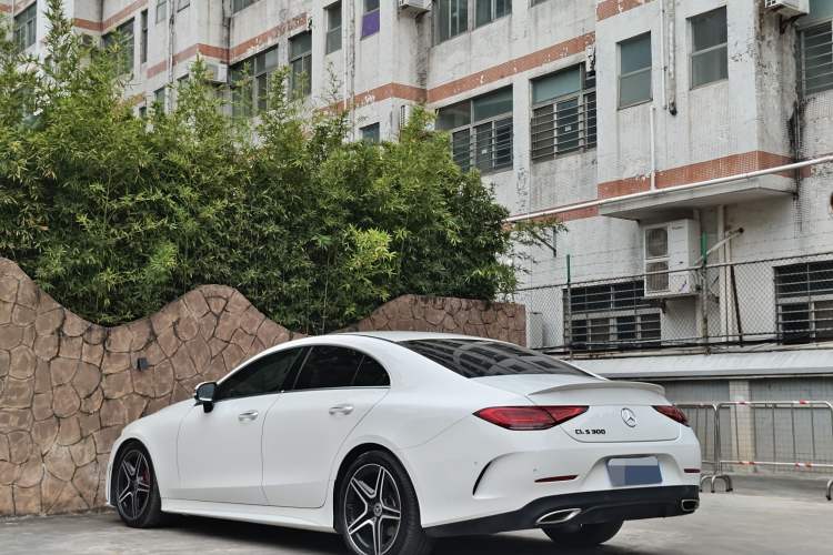 Used Mercedes-Benz CLS 2021 CLS 300 Luxury Model Exterior 5
