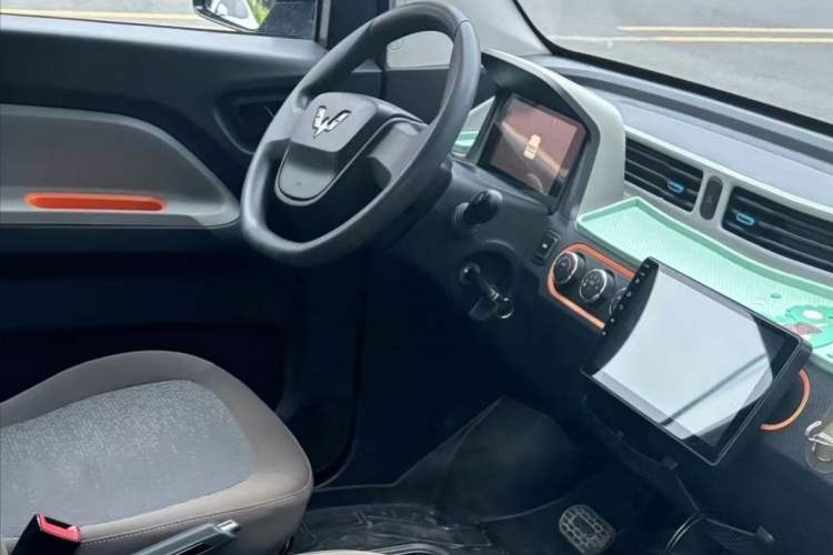 Used Wuling Hongguang MINIEV 2020 Enjoyment Model Lithium Iron Phosphate
