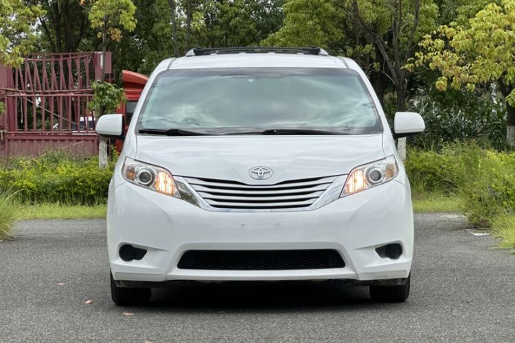 Used Toyota Sienna (Parallel Import) 2015 3.5L Two-Wheel Drive L
