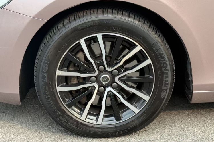 Used Volvo V40 2018 T3 Zhiyi Edition