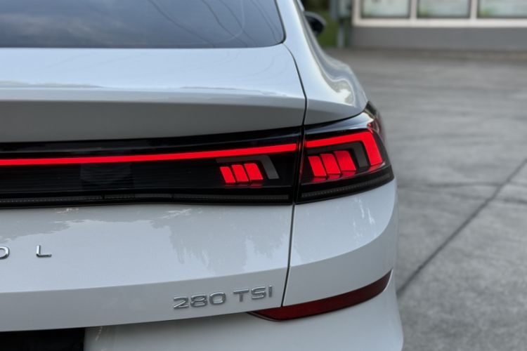 Used Volkswagen Lamando 2023 Lavida L 280TSI DSG Cool & Spicy Edition