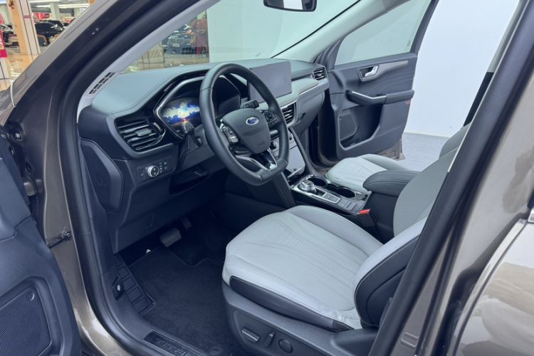 Used Ford Escape 2020 EcoBoost 245 Four-Wheel Drive Luxury Edition