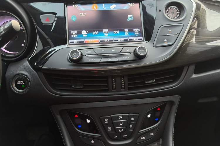 Used Buick Envision 2019 20T Two-Wheel Drive Elite Version China VI Standard
