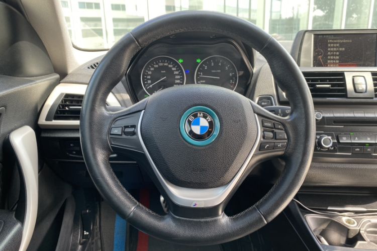 Used BMW 2 Series 2014 220i Leading Model
