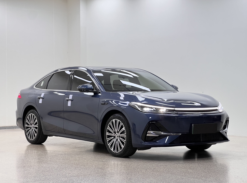 Geely Galaxy A7 2025 Model EM-i 150km Starship Edition — снимка 17