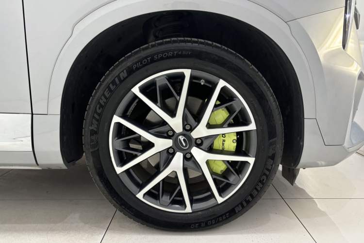 Used GAC Trumpchi GS8 2022 Dual-Engine Series 2.0TM Two-Wheel Drive Prestige Edition (7 Seats)